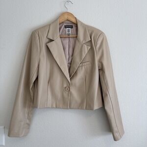 Sans Souci faux leather jacket Cream Cropped soft Blazer clean girl size L